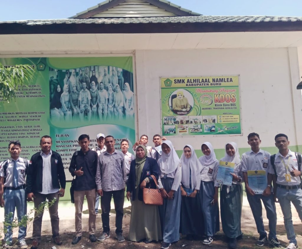 Sosialisasi Maba di SMK Al-Hilaal Namlea